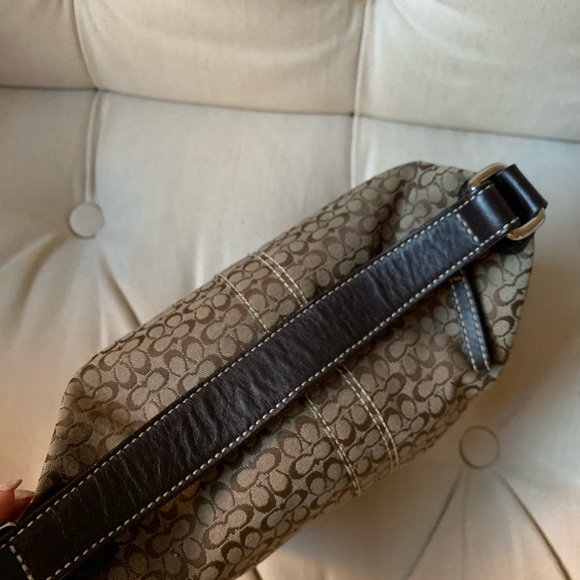 COACH Handbag - Picture 5 of 6